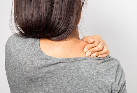 Go to shoulder and upper back pain after an auto accident Patient suffering with shoulder and upper back pain following an auto accident